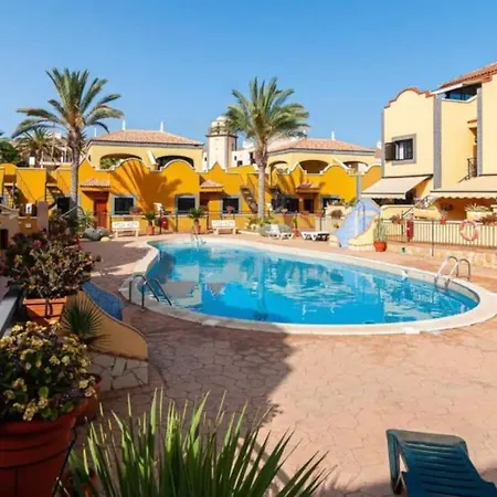 Apartment Beautiful In Charming Place El Duque Costa Adeje (Tenerife)